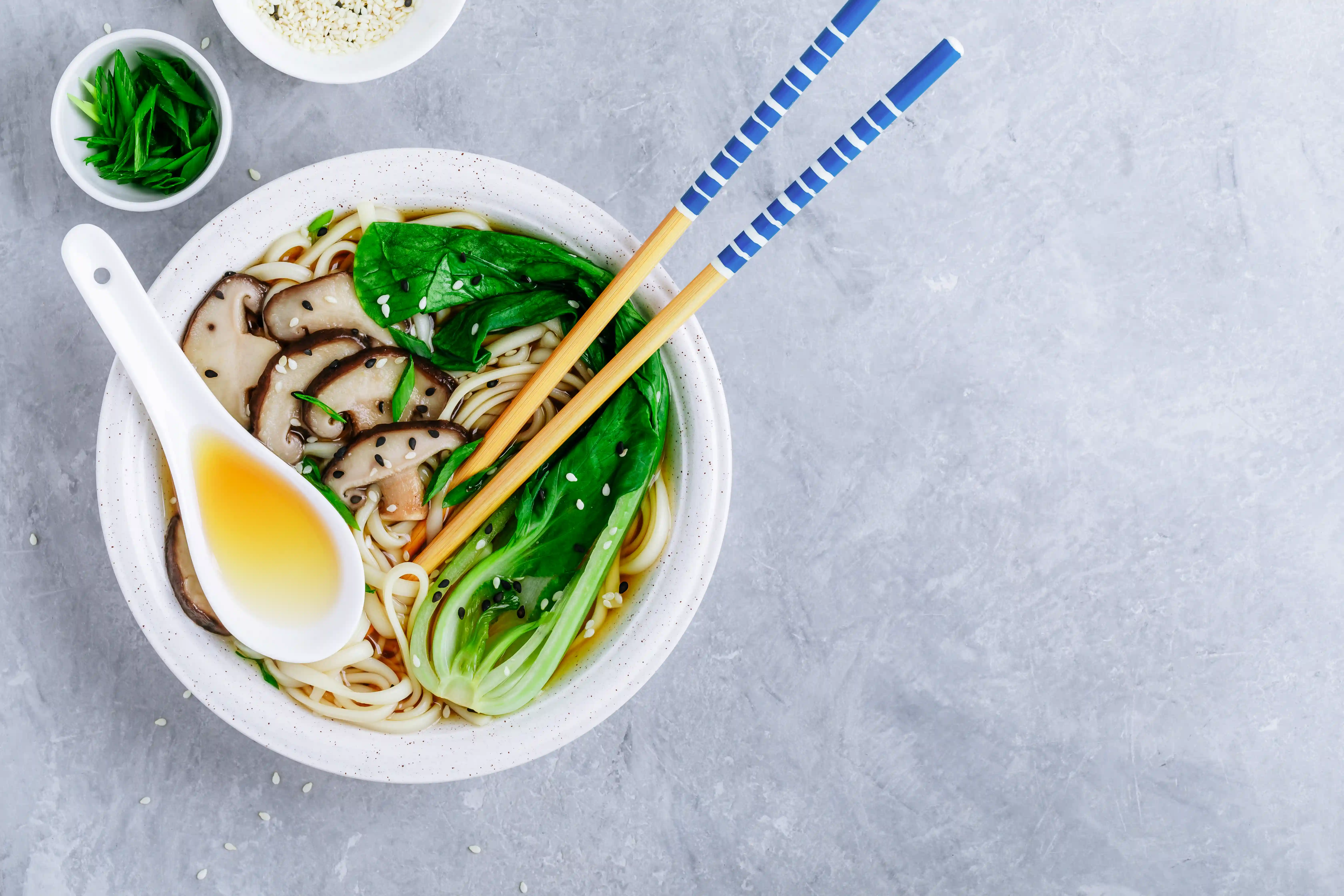 udon, ramen, and noodles, recommended cook with mushroom